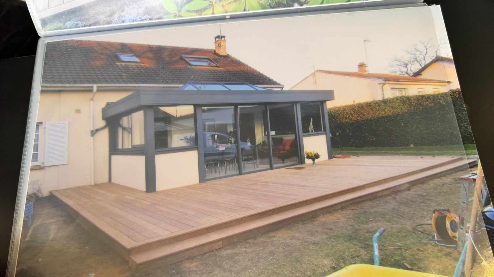 Extension véranda avec terrasse en bois exotique